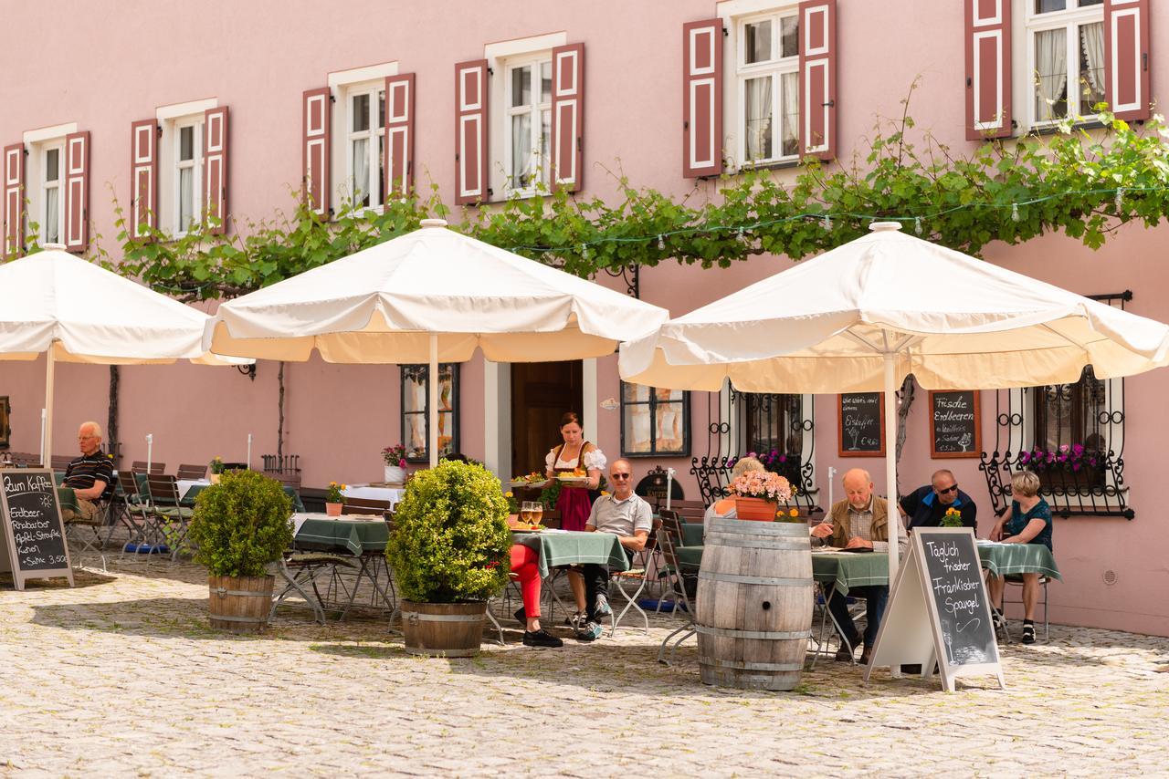 Gasthof & Hotel Goldene Krone 伊普霍芬 外观 照片